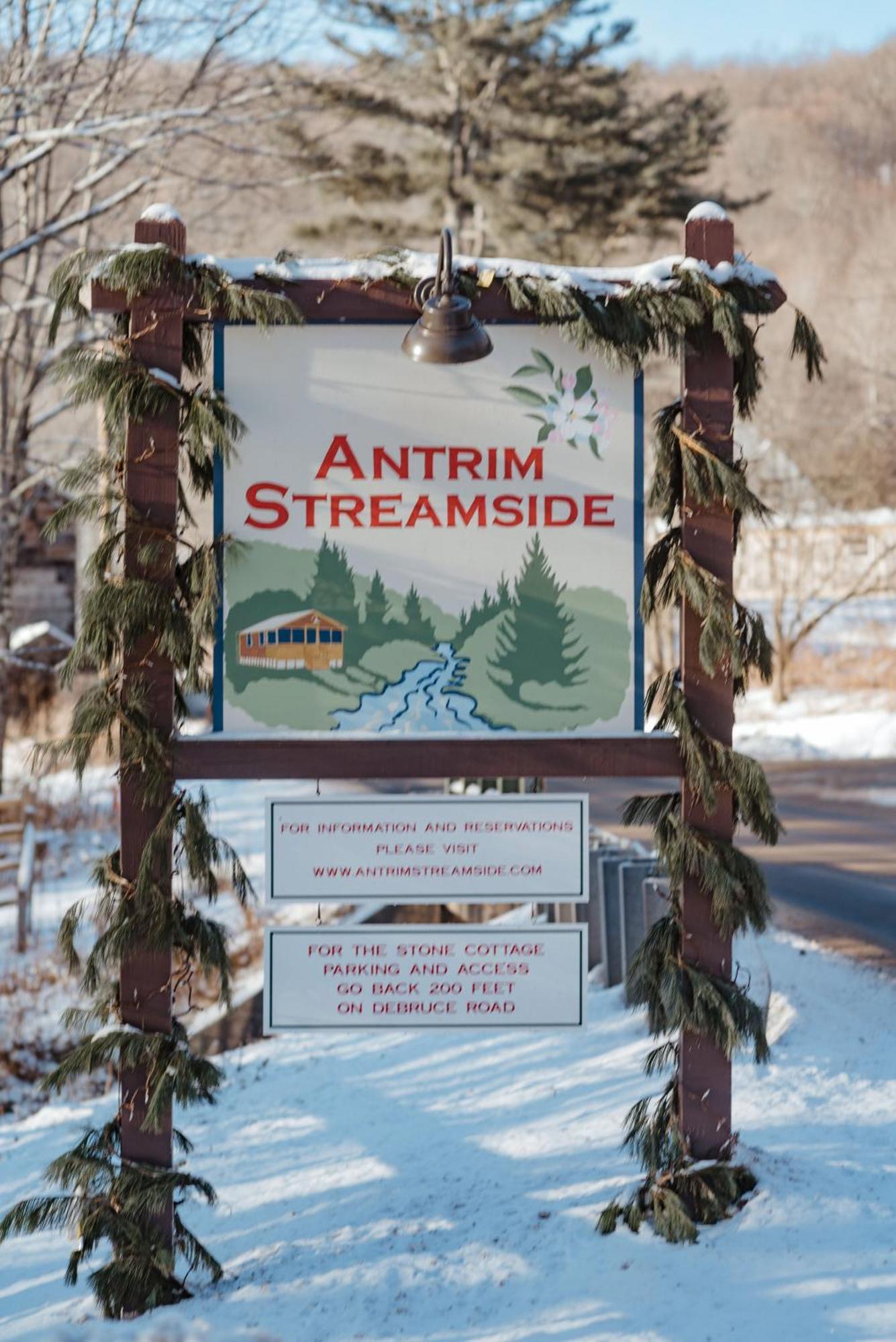 Antrim Streamside Hotell Livingston Manor Exteriör bild
