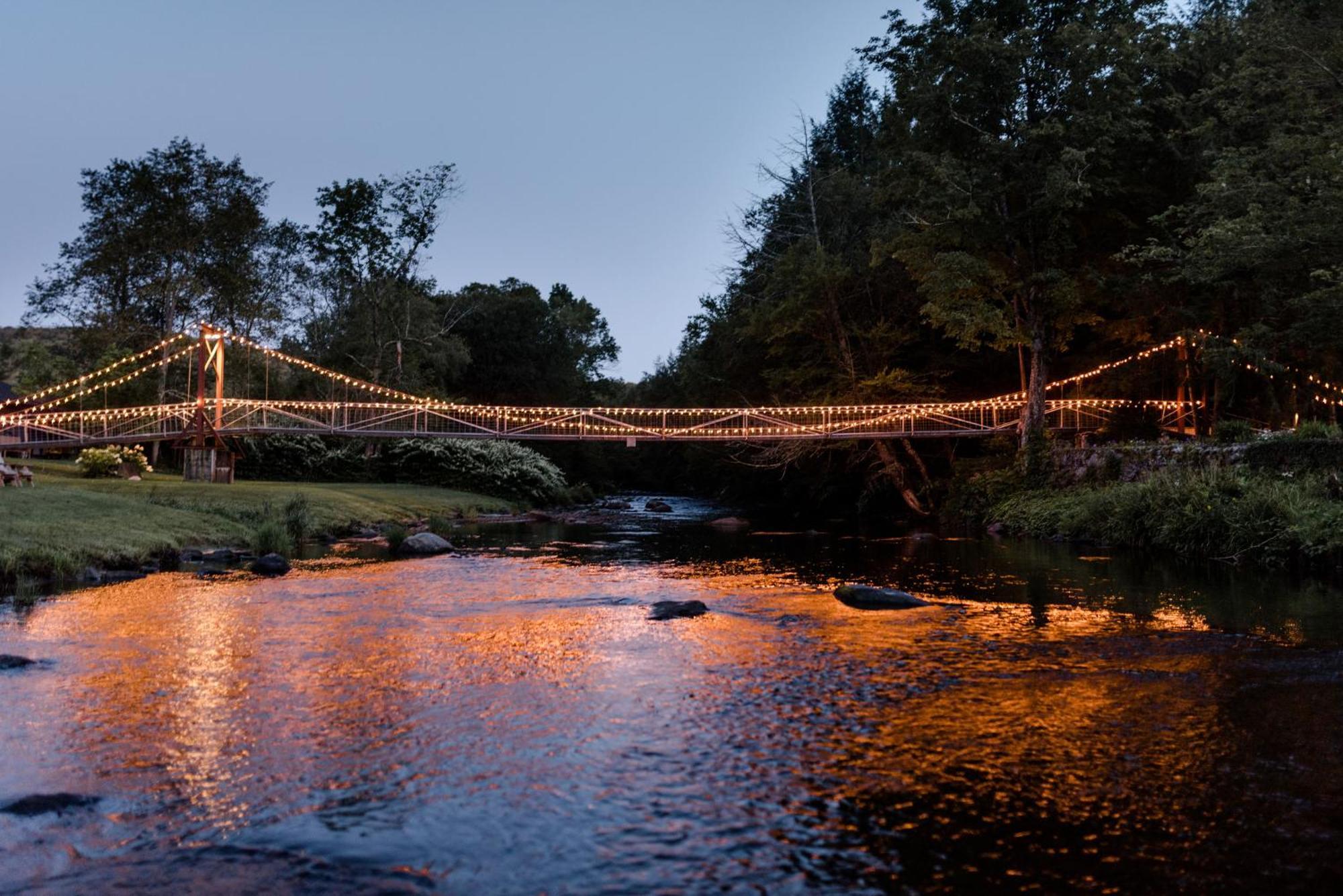 Antrim Streamside Hotell Livingston Manor Exteriör bild